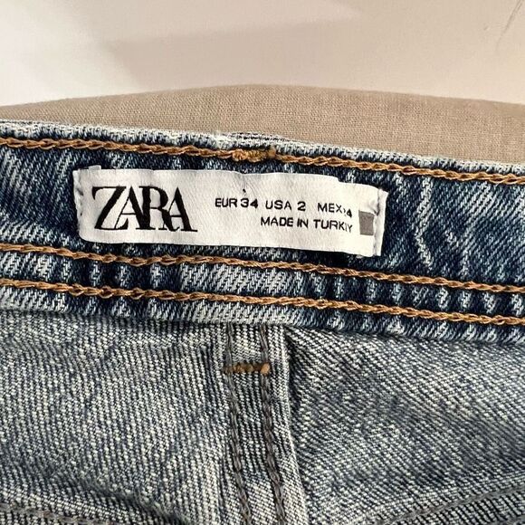 Zara high waisted button fly slit leg frayed hem size 2 - Picture 9 of 12